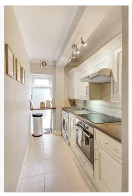 Central 2 Bedroom Garden Flat With Free Parking Royal Tunbridge Wells Exterior foto